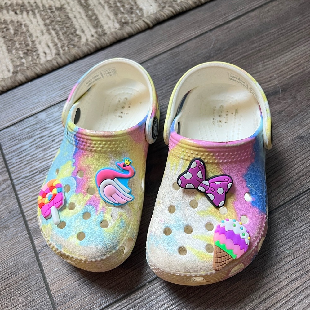 Size 9 Toddler Girl Croc Clogs